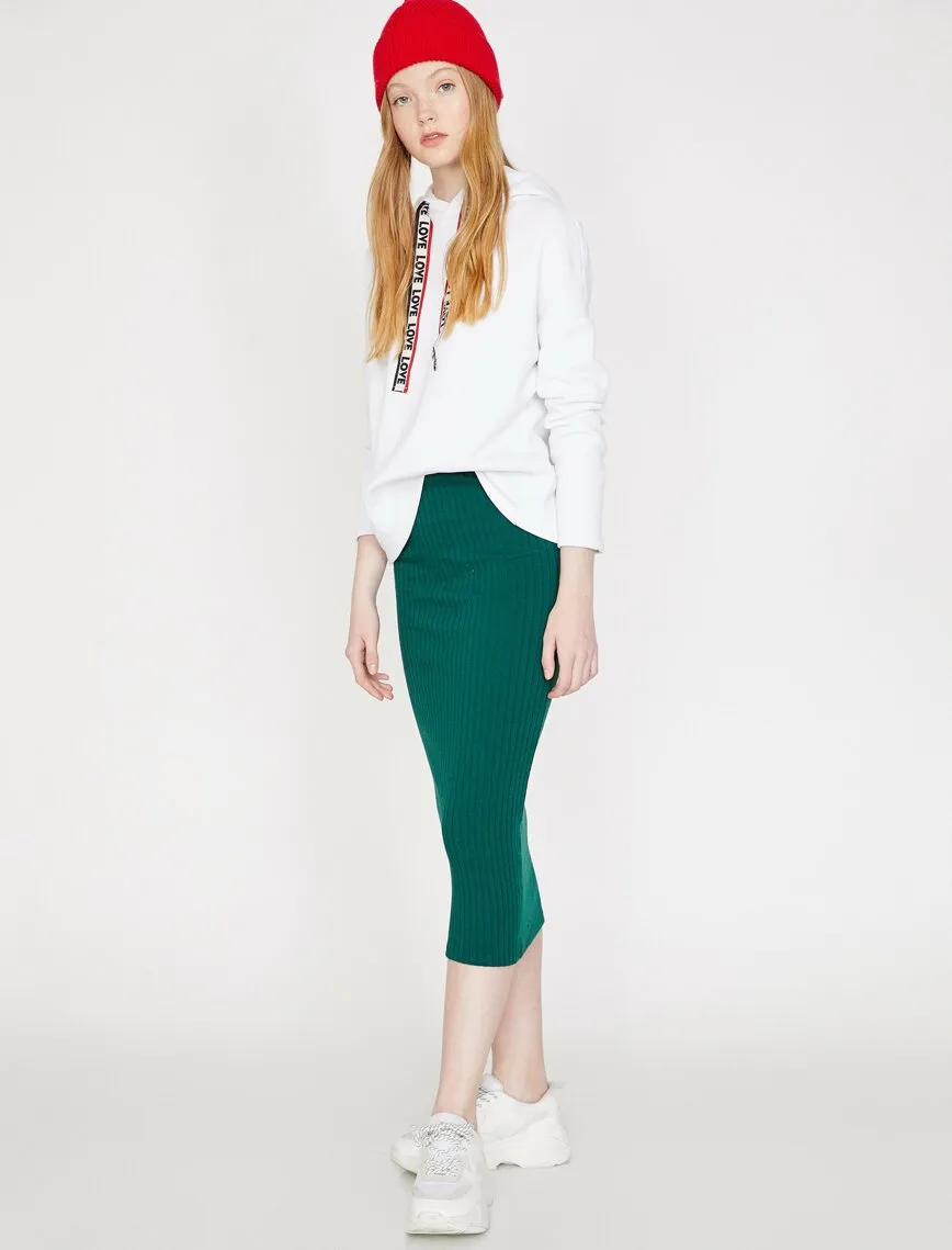 11869 Green Slim Fit Midi Skirt