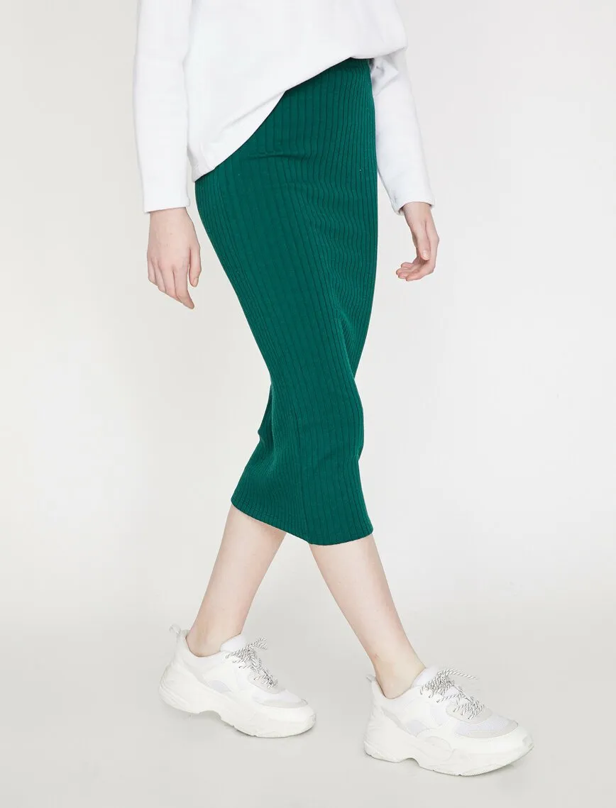 11869 Green Slim Fit Midi Skirt