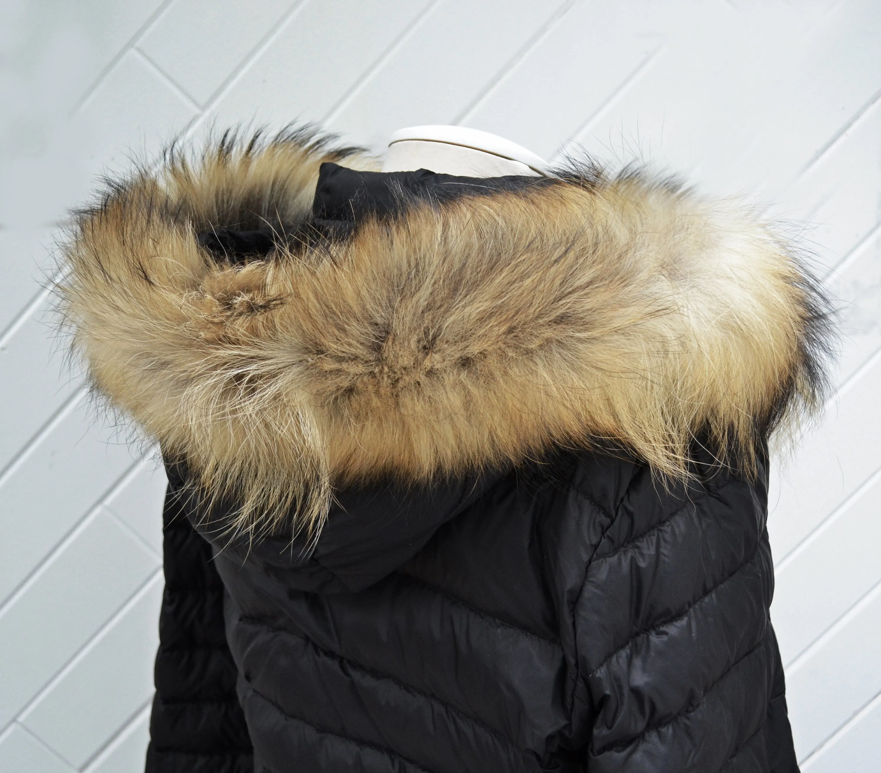 BY ORDER, Real Raccoon Fur (Tail) Trim Hood, Fur collar trim, Raccoon Fur Collar, Fur Scarf, Fur Ruff, Fur Hood, Fur stripe, Coat Trim