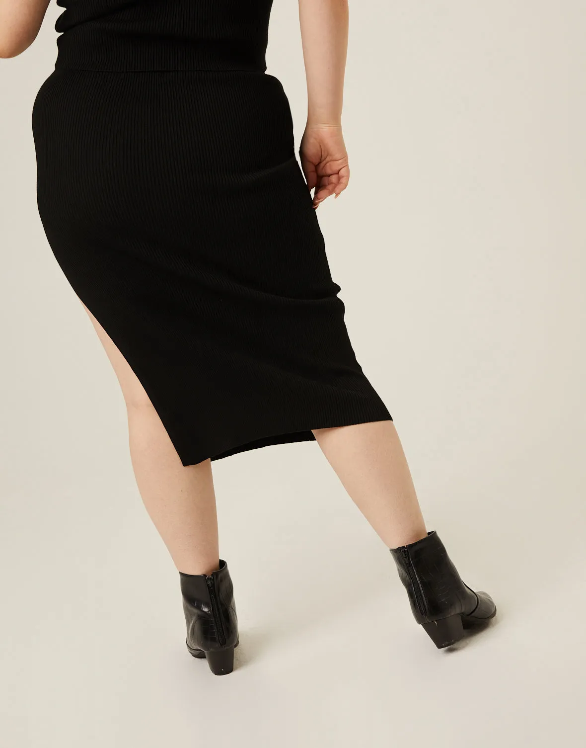 Plus Size Rib Knit Midi Skirt