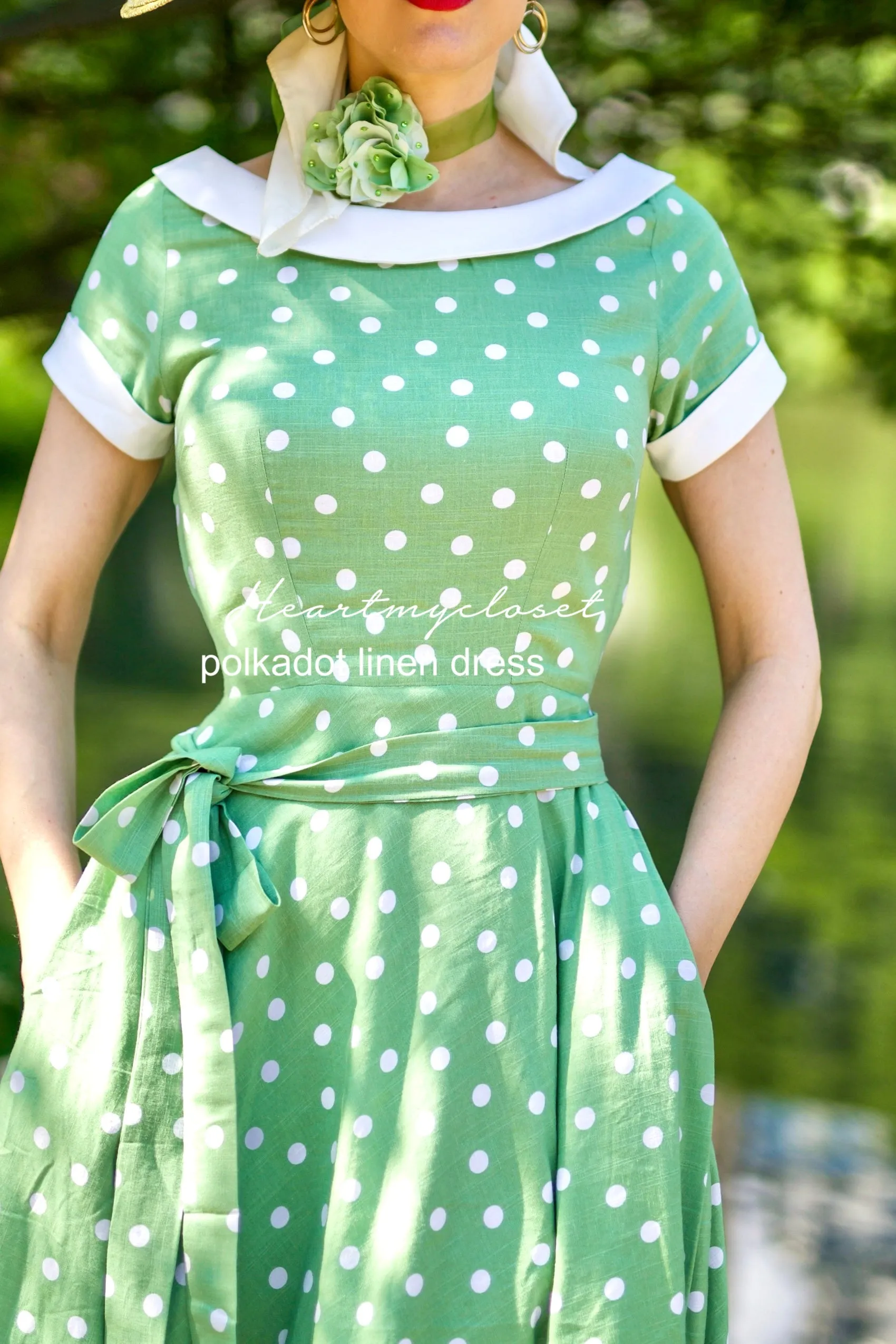 Polkadot green linen swing dress 1950s inspired