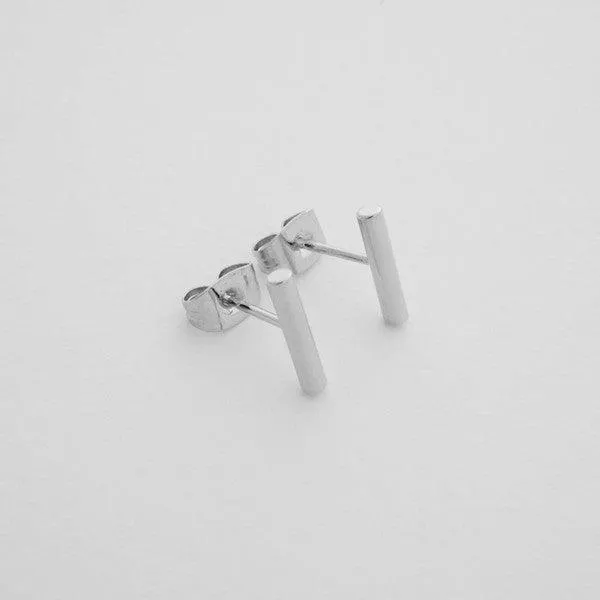 Round Midi Bar Stud Earrings